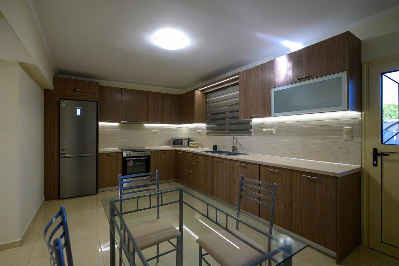 Kv Apartments Kalamata Esterno foto