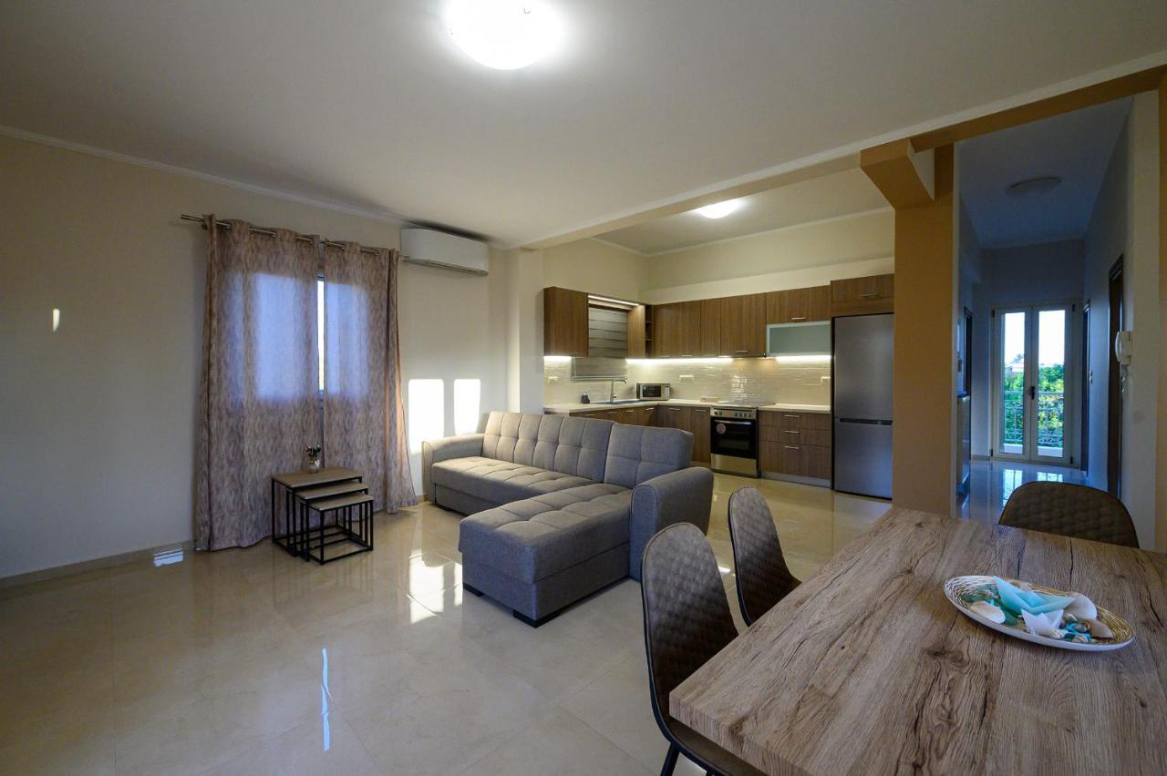 Kv Apartments Kalamata Esterno foto